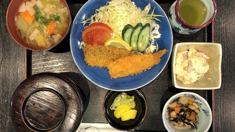 日替わり定食(アジフライ定食)